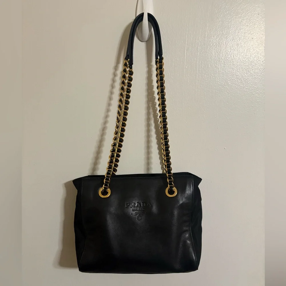 Prada Black Leather Chain Shoulder Bag GUC - Picture 1 of 13